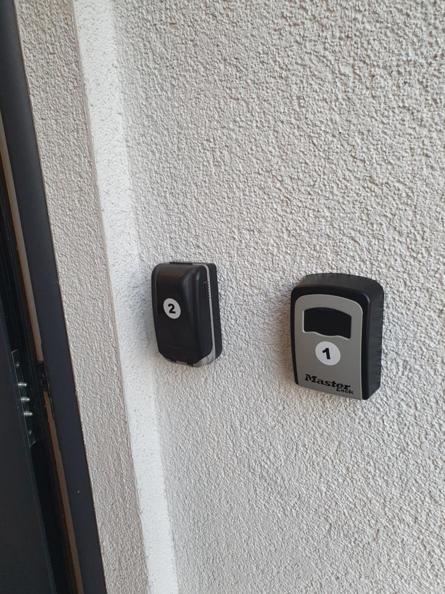 Zwei Schicke Apartments Mit Parkplatz Кельн Екстер'єр фото